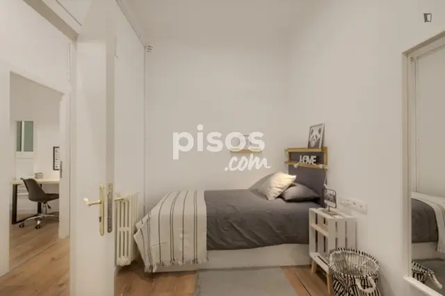 Habitación en alquiler en Sant Gervasi-Galvany, Sant Gervasi-Galvany (Distrito Sarrià-Sant Gervasi. Barcelona Capital) de 770 €<span>/mes</span>