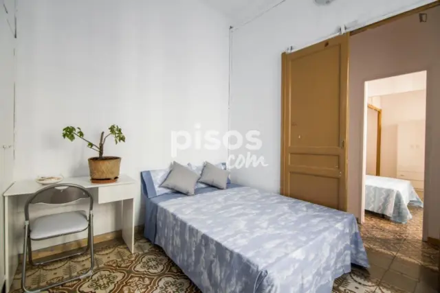 Habitación en alquiler en La Vila de Gràcia, La Vila de Gràcia (Distrito Gràcia. Barcelona Capital) de 600 €<span>/mes</span>