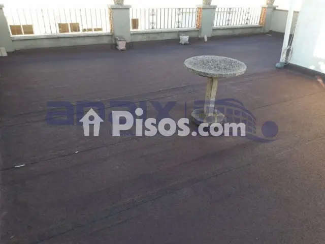 Casa en venta en Calle de Abajo, cerca de Calle del Asilo