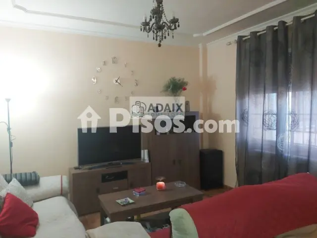 Casa adosada en venta en Tomelloso