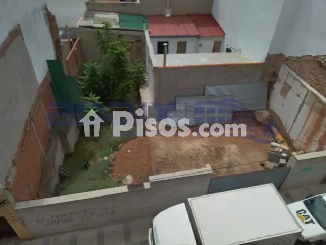 Terreno en venta en Calle de Sagunto
