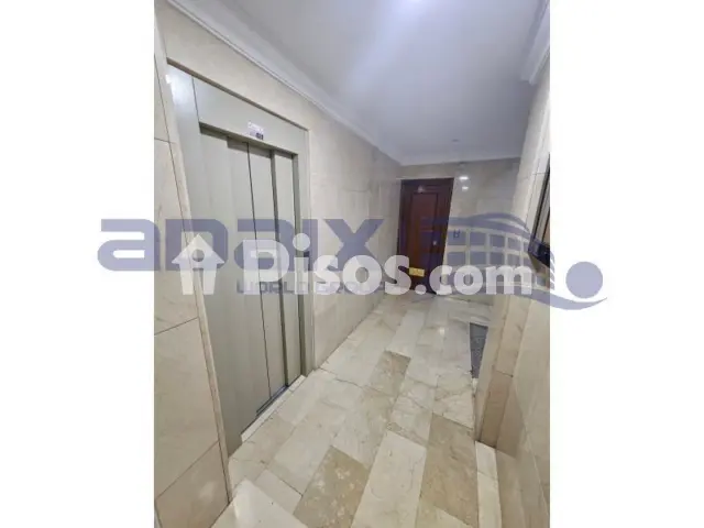 Local comercial en venta en Paseo de San Gregorio, cerca de Calle del Pozo