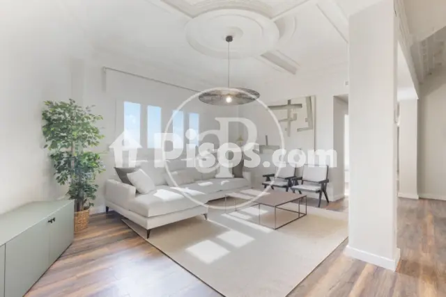 Ático en alquiler en Sant Francesc, Sant Francesc (Distrito Ciutat Vella. València Capital) de 4.250 €<span>/mes</span>