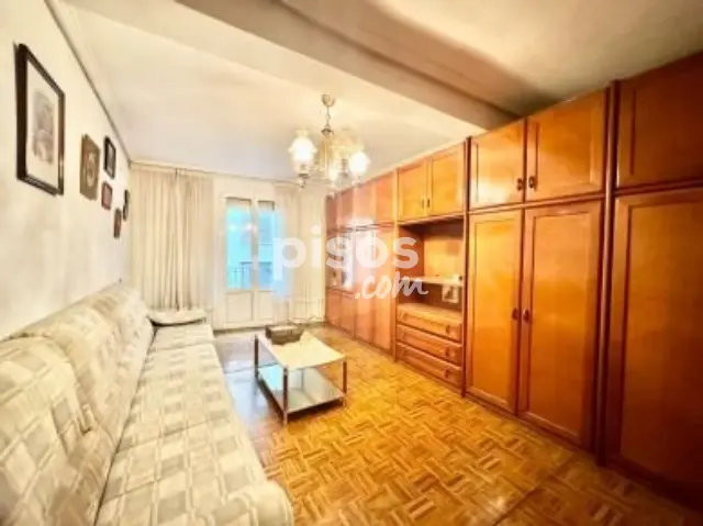 Piso en venta en Calle Correría, cerca de Calle Zapatería, Casco Viejo (Vitoria - Gasteiz) de 146.000 €