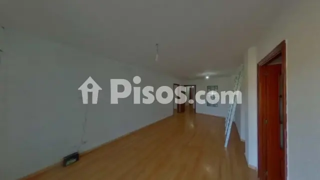 Piso en venta en Carrer de la Garrotxa en Cerdanyola Nord por 135.540 €