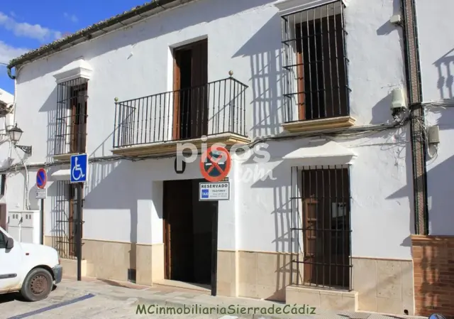 Casa en venta en Plaza de la Constitución, 41, Algodonales de 295.000 €