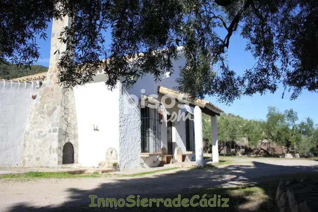 Finca rústica en venta en Calle Paco de Arriba, Número 0, Zahara de la Sierra de 580.000 €