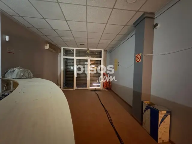 Local comercial en venta en Carrer Pintor Renau, Camí Reial (Torrent) de 195.000 €