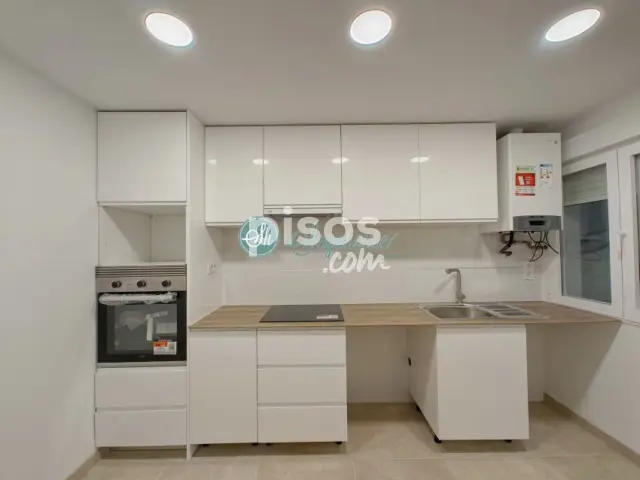 Piso en alquiler en Centro - Acueducto, Centro (Segovia Capital) de 900 €<span>/mes</span>