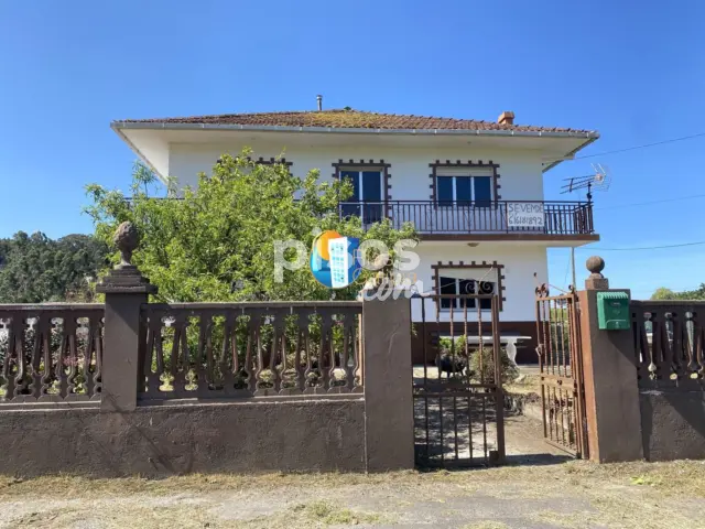 Casa en venta en Calle Linteiros, Número 6, Porto Do Son de 265.000 €