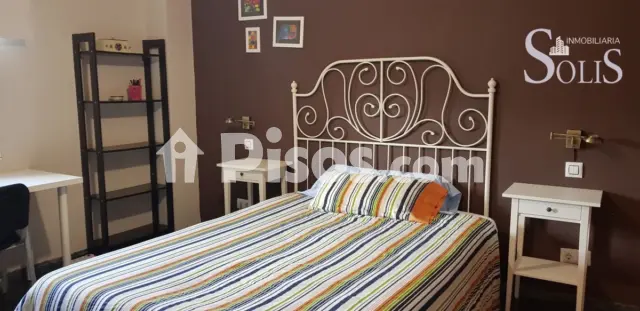 Piso en alquiler en San Lázaro, Otero-Villafría-San Lázaro (Oviedo) de 925 €<span>/mes</span>