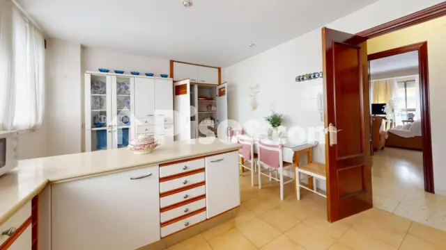Piso en venta en Calle Virgen de Luján, Los Remedios (Distrito Los Remedios. Sevilla Capital) de 590.000 €