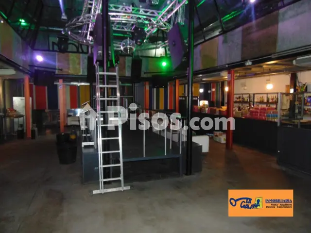Local comercial en venta en Polígono de San Juan