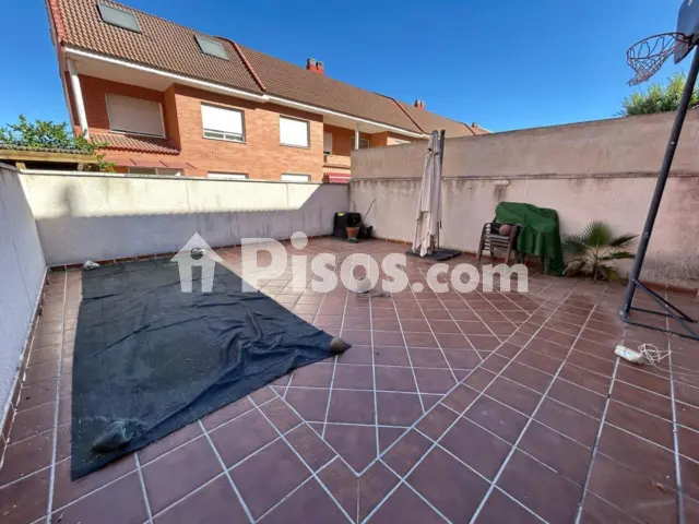 Casa adosada en venta en Carrefour