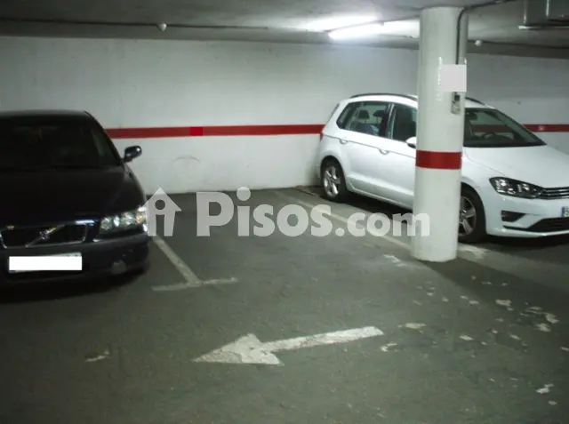 Garaje en venta en Calle del Infante de la Cerda