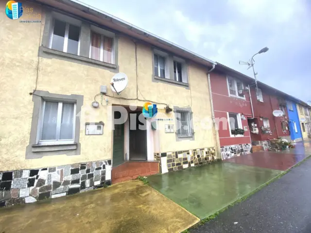 Casa en venta en Rúa Fernando Sande Lago, 9, Noia de 110.000 €