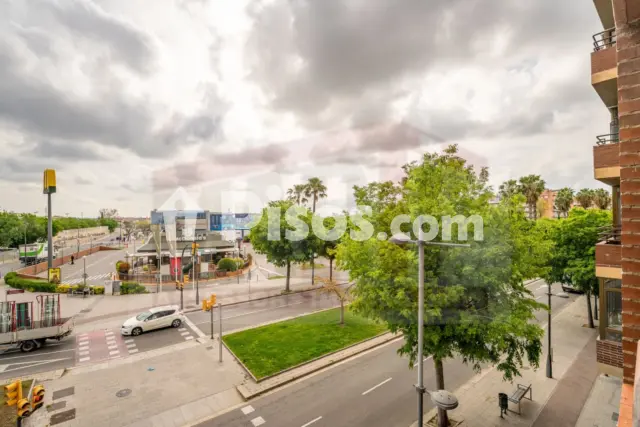 Piso en venta en Carrer del Camí de Valls, cerca de Avinguda de Marià Fortuny en Llevant por 174.000 €