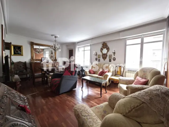 Piso en venta en Centro, Lovaina (Vitoria - Gasteiz) de 320.000 €