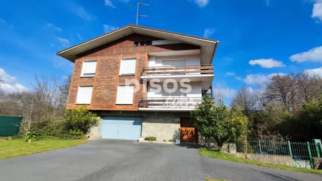 Casa en venta en Zamudio, Zamudio de 600.000 €