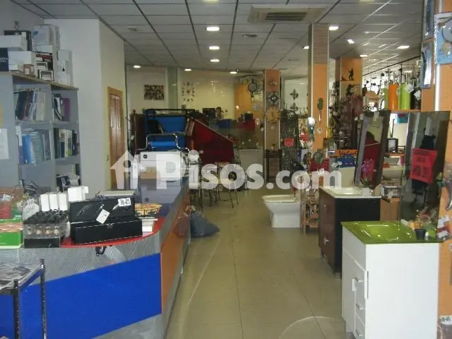 Local comercial en venta en Estación Autobuses