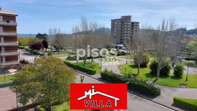Piso en alquiler en Ever, Zona Playa (Laredo) de 2.050 €<span>/mes</span>