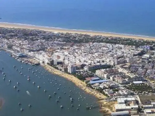 Piso en alquiler en Estrada Punta Mar, Punta Umbría de 3.000 €<span>/mes</span>
