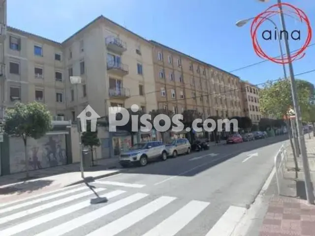 Piso en alquiler en Iturrama-Azpilagaña, Iturrama-Azpilagaña (Pamplona - Iruña) de 1.200 €<span>/mes</span>
