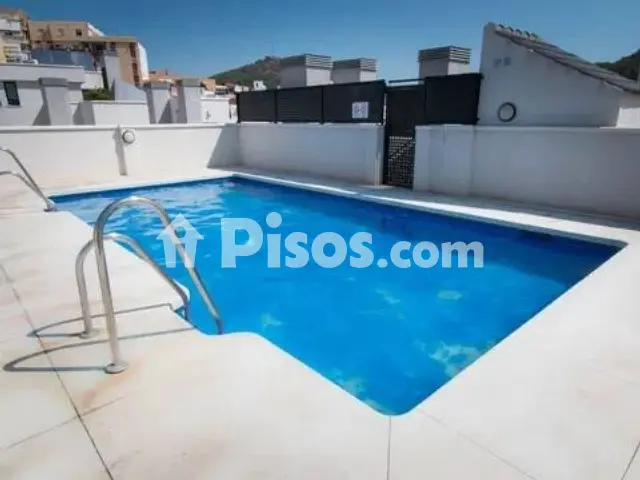 Piso en alquiler en Calle Refino, El Ejido-Cristo de la Epidemia-Olletas-San Miguel (Distrito Centro. Málaga Capital) de 1.900 €<span>/mes</span>