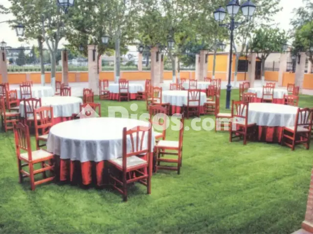 Local comercial en venta en Valdepeñas