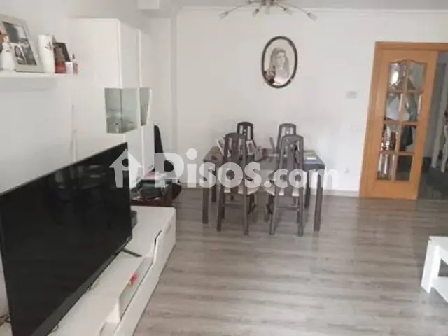 Chalet en venta en Calle de Petra Fernández Bobadilla, Fuenmayor de 328.000 €