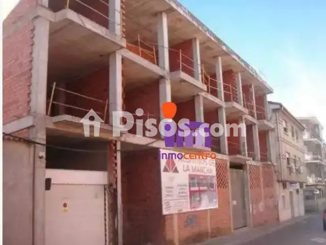Edificio en venta en Valdepeñas