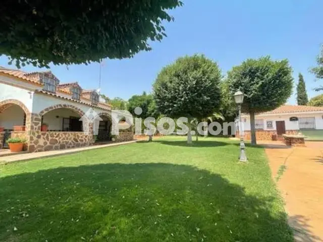 Chalet en venta en Poblado Poblachuela Anj