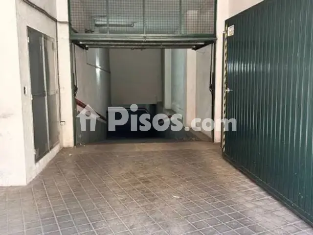 Garaje en venta en Plaza de Toros-La Guija-Santa María-Ciudad Jardín-Los Rosales