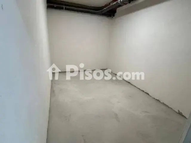 Almacén en venta en Calle de Jacinto