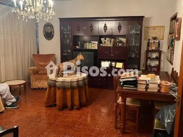 Chalet en venta en Calzada de Calatrava, Calzada de Calatrava de 155.000 €