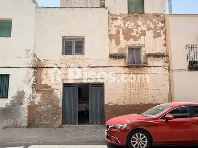 Casa adosada en venta en Calle de San Joaquín