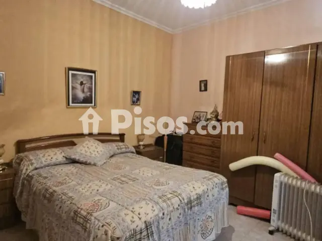 Chalet en venta en El Poblado-Constitución-El Villar