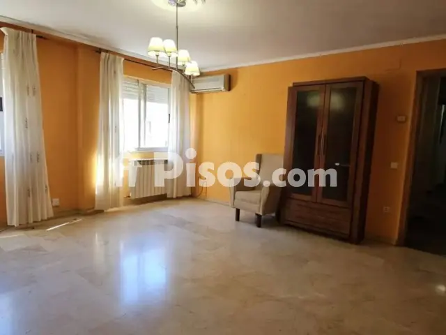 Piso en venta en Cañamares-Libertad