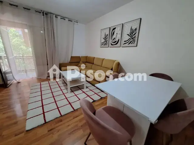 Piso en venta en Cañamares-Libertad