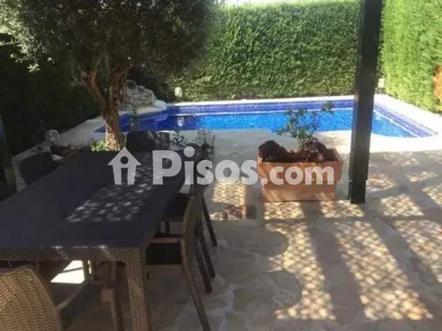Casa adosada en venta en Plaza de Toros-La Guija-Santa María-Ciudad Jardín-Los Rosales