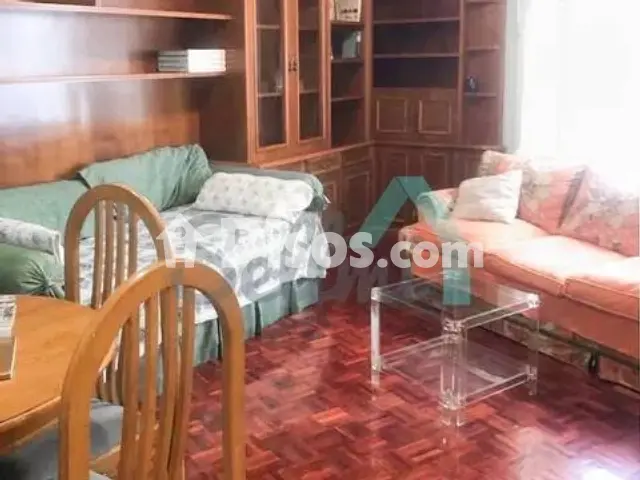 Piso en alquiler en Centro, Centro (Oviedo) de 850 €<span>/mes</span>
