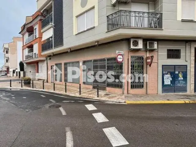 Local comercial en venta en Valdepeñas
