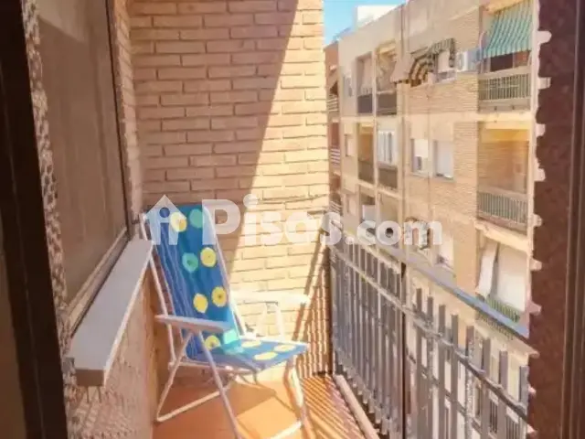 Piso en venta en Cañamares-Libertad
