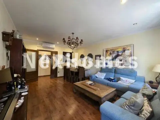 Casa adosada en venta en Calle de las Cruces, cerca de Calle de Pérez Galdós