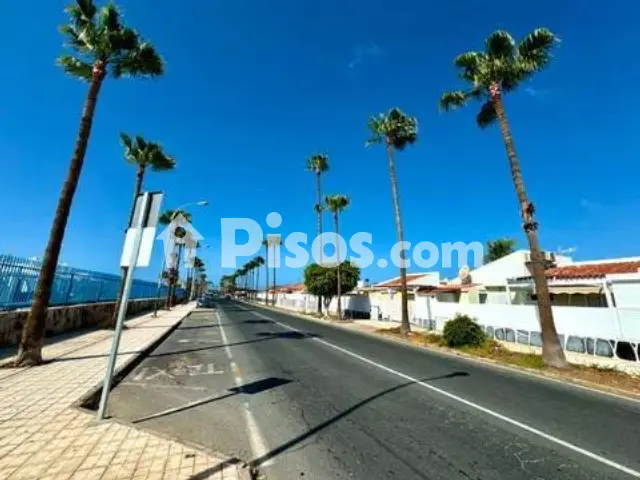 Casa adosada en venta en Avenida del Touroperador Neckermann, Maspalomas-Meloneras (San Bartolomé de Tirajana) de 450.000 €
