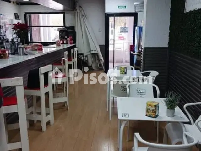 Local comercial en venta en Plaza de Toros-La Guija-Santa María-Ciudad Jardín-Los Rosales