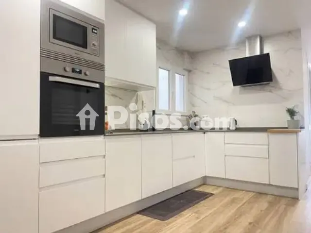 Piso en alquiler en Rambla de Jaume I, Port-Horta de Santa Maria (Cambrils) de 3.600 €<span>/mes</span>