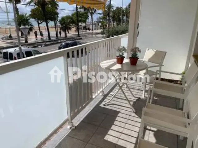 Piso en alquiler en Carrer de Vila-seca, Regueral-Prat d'en Forès (Cambrils) de 3.600 €<span>/mes</span>