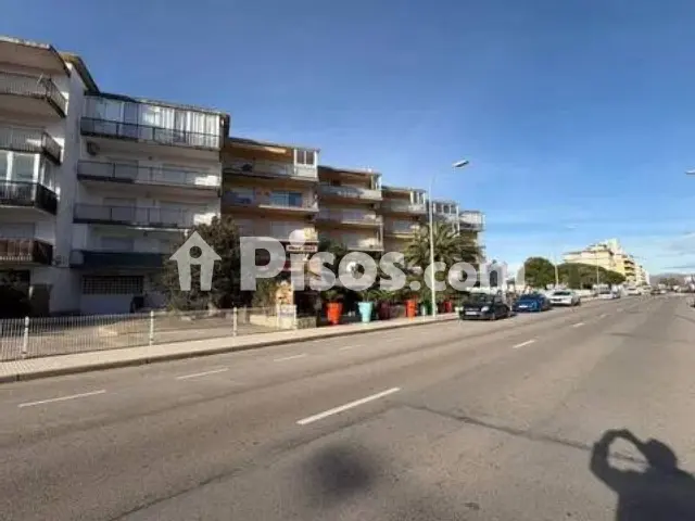 Piso en venta en Avinguda de la Bocana, cerca de Avinguda de la Platja, Santa Margarida (Roses) de 175.000 €