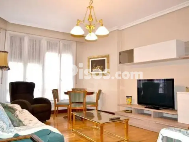 Piso en alquiler en Ensanches - Zabalguneak, Ensanches - Zabalguneak (Pamplona - Iruña) de 1.300 €<span>/mes</span>
